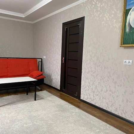 Karakol-Guest Bed & Breakfast Exterior photo