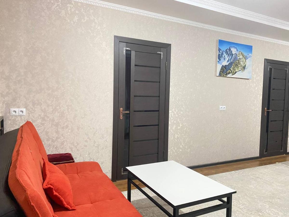 Karakol-Guest Bed & Breakfast Exterior photo
