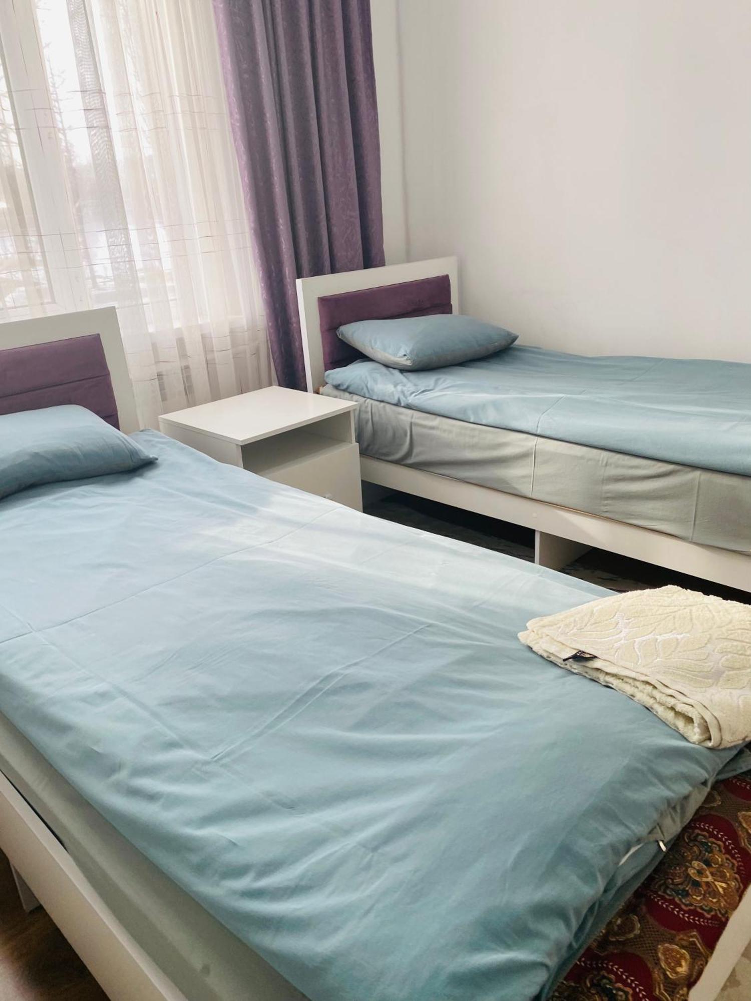 Karakol-Guest Bed & Breakfast Exterior photo